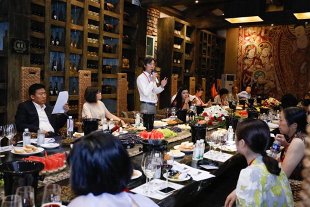 皇冠新疆、云南红酒品鉴之旅圆满结束