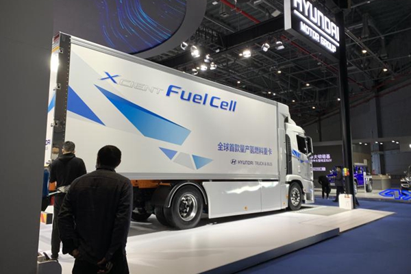 2020进博会：现代XCIENT氢燃料重卡首发
