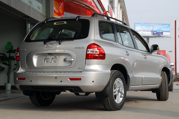 国内唯一1.8T SUV 圣达菲C9实拍解析--上苏州