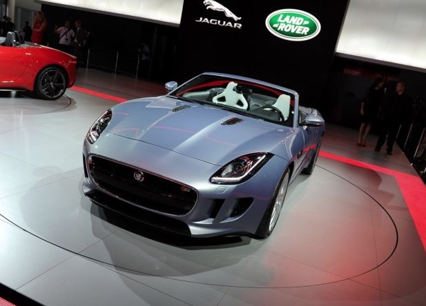 ttgs娱乐注册送体验金:更加纯粹 新捷豹f-type将采用中置布局